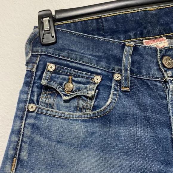 True Religion Medium Wash Slim Straight Leg Distressed Jeans Size 28 - Picture 4 of 9